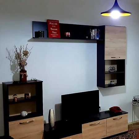 Home Flori&Vili Shkodër Esterno foto