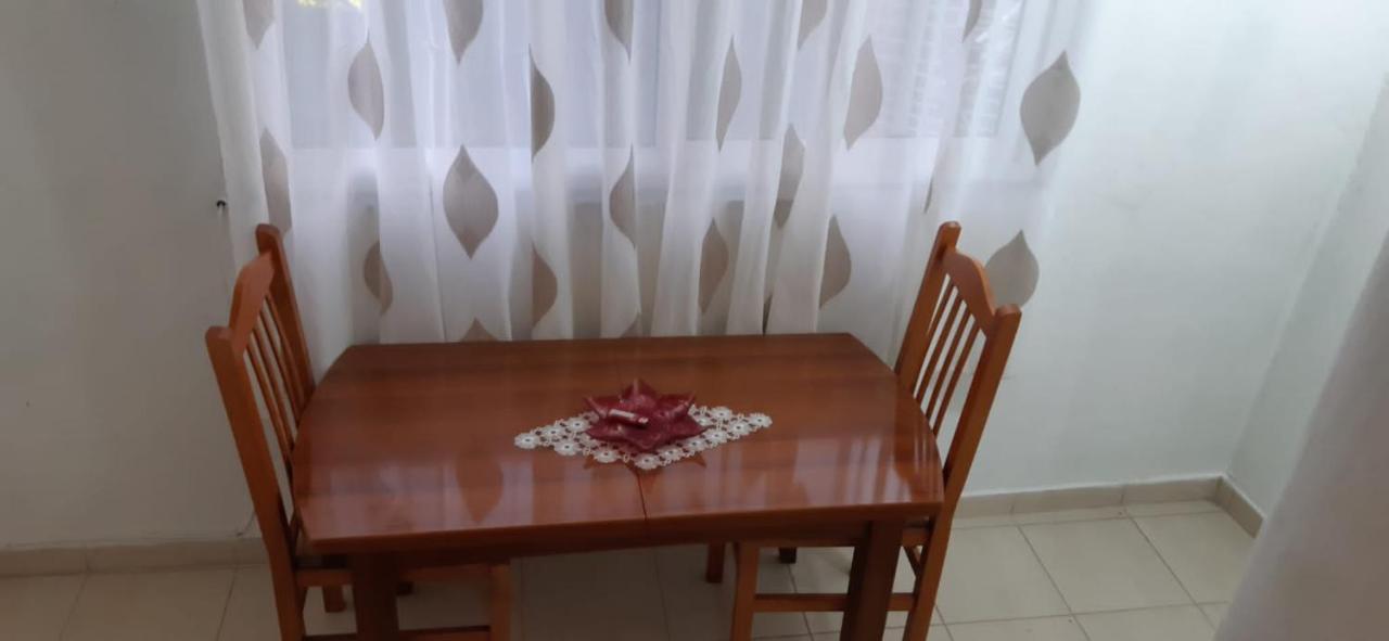 Home Flori&Vili Shkodër Esterno foto